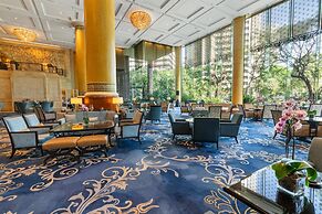 Makati Shangri-La, Manila