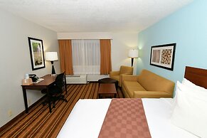 Rock Island Inn & Suites Marshalltown
