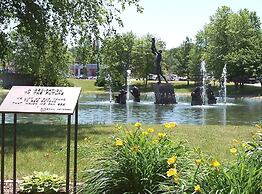 Rock Island Inn & Suites Marshalltown