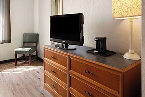 La Quinta Inn by Wyndham Pittsburgh Airport