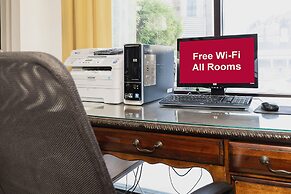 Red Roof Inn & Suites Macon