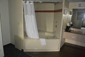 Days Inn by Wyndham Clarksville North