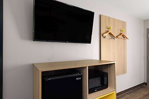 Days Inn by Wyndham Clarksville North