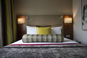 The Tower Hotel, by Thistle