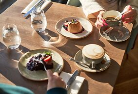 The Tower Hotel, by Thistle