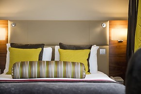 The Tower Hotel, by Thistle