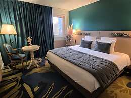 Demeures de campagne Parc du Coudray – Mercure