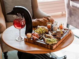 Demeures de campagne Parc du Coudray – Mercure
