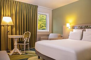 Demeures de campagne Parc du Coudray – Mercure
