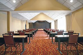 Courtyard Chicago Elmhurst/Oakbrook Area