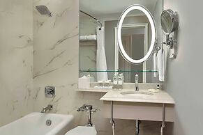 The Hotel Saskatchewan, Autograph Collection