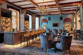 The Hotel Saskatchewan, Autograph Collection