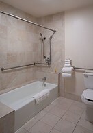 Bay Club Hotel & Marina