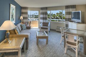 Bay Club Hotel & Marina