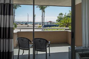 Bay Club Hotel & Marina