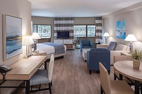Bay Club Hotel & Marina