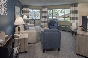 Bay Club Hotel & Marina