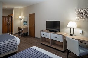 Bay Club Hotel & Marina