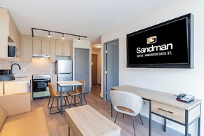 Sandman Suites Vancouver on Davie