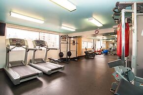 Sandman Suites Vancouver on Davie