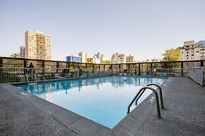 Sandman Suites Vancouver on Davie
