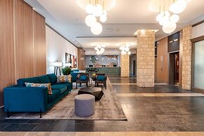 Sandman Suites Vancouver on Davie