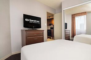 Sandman Suites Vancouver on Davie