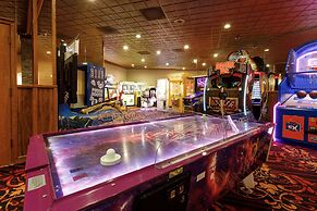 Maverick Hotel and Casino by Red Lion Hotels