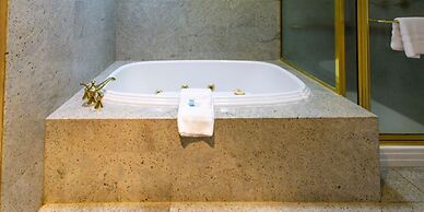 Maverick Hotel and Casino by Red Lion Hotels