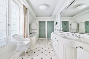 Le Bristol Paris - Oetker Hotels