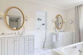 Le Bristol Paris - an Oetker Collection Hotel