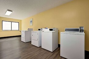 Days Inn by Wyndham Carbondale