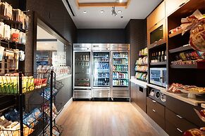 Courtyard by Marriott Los Angeles LAX/Century Boulevard