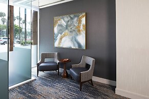 Courtyard by Marriott Los Angeles LAX/Century Boulevard