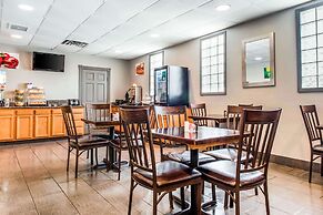 Quality Inn Austintown - Youngstown West