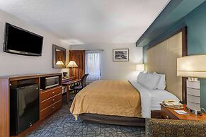 Quality Inn Austintown - Youngstown West