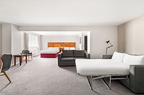 Holiday Inn Northampton by IHG