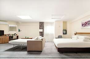 Holiday Inn Northampton by IHG
