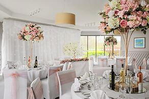 Holiday Inn Northampton by IHG