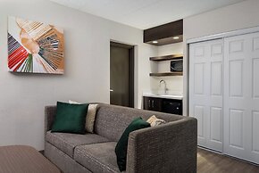 Holiday Inn Hotel & Suites St. Catharines Conference Center by IHG