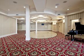 Holiday Inn Hotel & Suites St. Catharines Conference Center, an IHG Ho