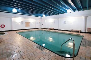 Holiday Inn Hotel & Suites St. Catharines Conference Center by IHG