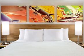 Hotel Bo, a Days Inn by Wyndham Chattanooga Downtown