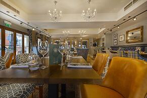 The White Horse Hotel, Romsey, Hampshire