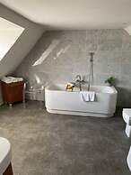 The White Horse Hotel, Romsey, Hampshire