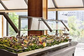 Crowne Plaza Knoxville Downtown University by IHG