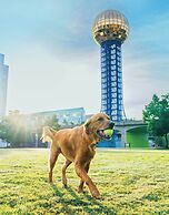 Crowne Plaza Knoxville Downtown University by IHG