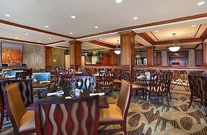 Crowne Plaza Knoxville Downtown University by IHG