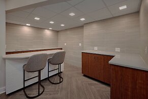 Crowne Plaza Knoxville Downtown University by IHG