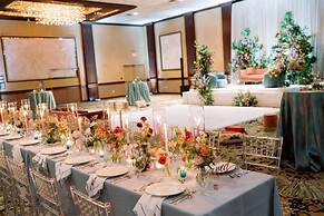 Crowne Plaza Knoxville Downtown University by IHG